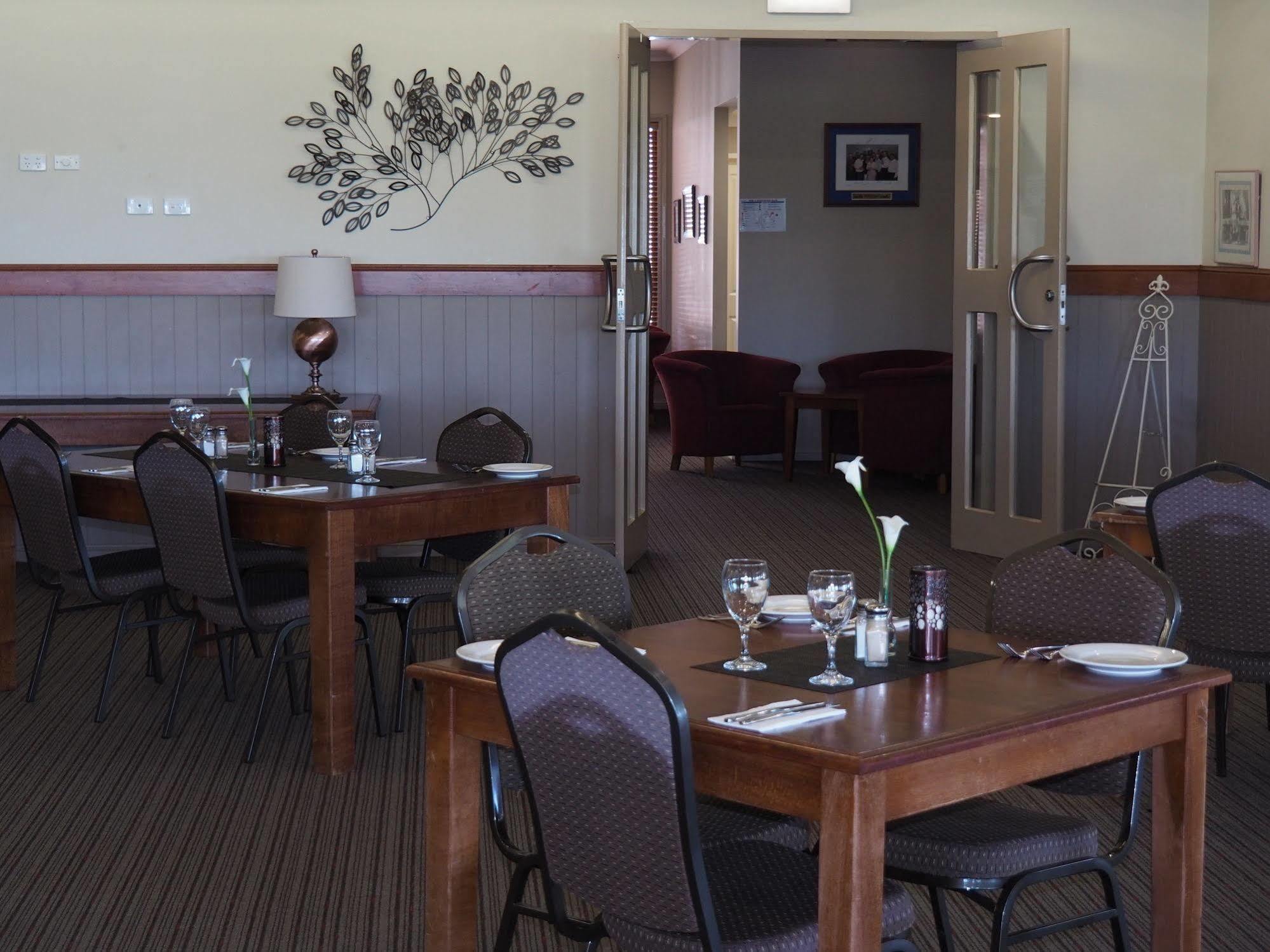 Pittsworth Motor Inn Экстерьер фото