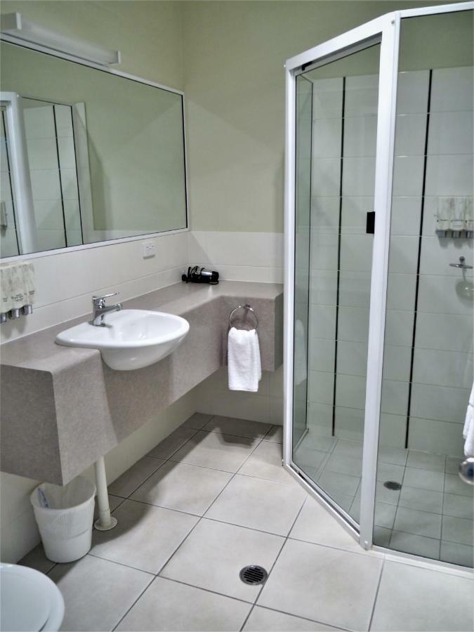 Pittsworth Motor Inn Экстерьер фото