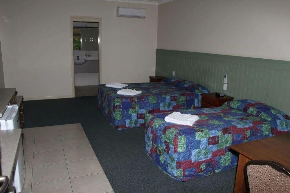 Pittsworth Motor Inn Экстерьер фото